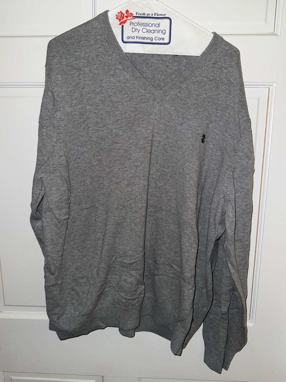 Izod  Heather Grey V-Neck Sweater